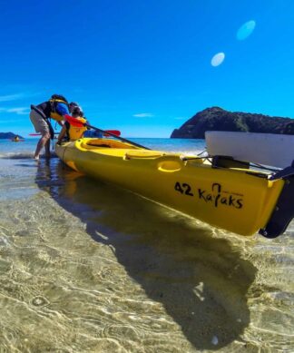 Kayaking in the Abel Tasman