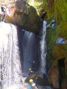 Abel Tasman Caynons waterfall